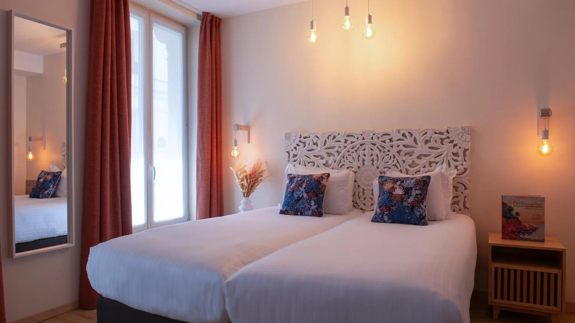 Helussi Hotel