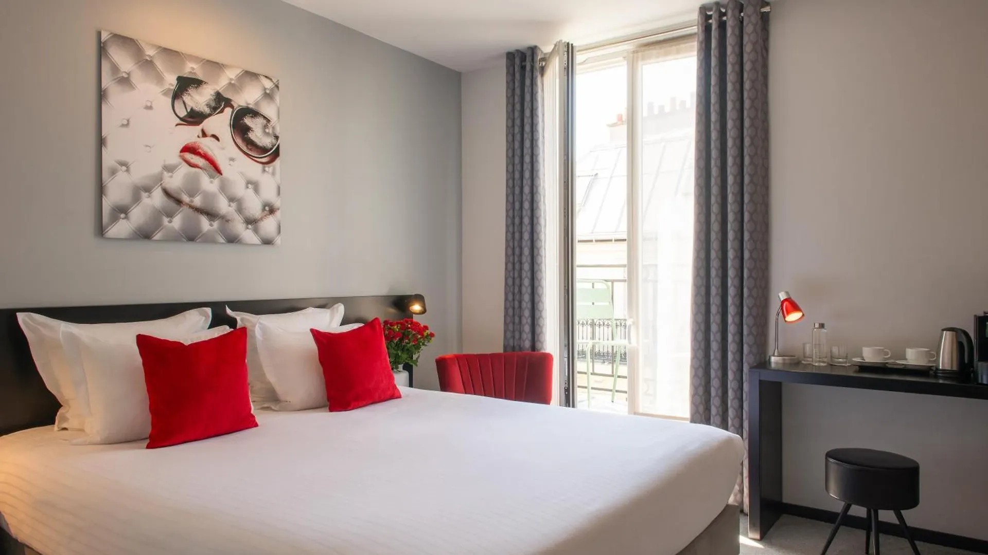 Otel Helussi Paris