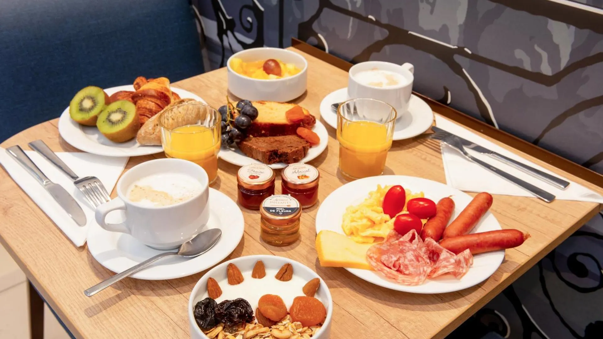 Helussi Otel Paris