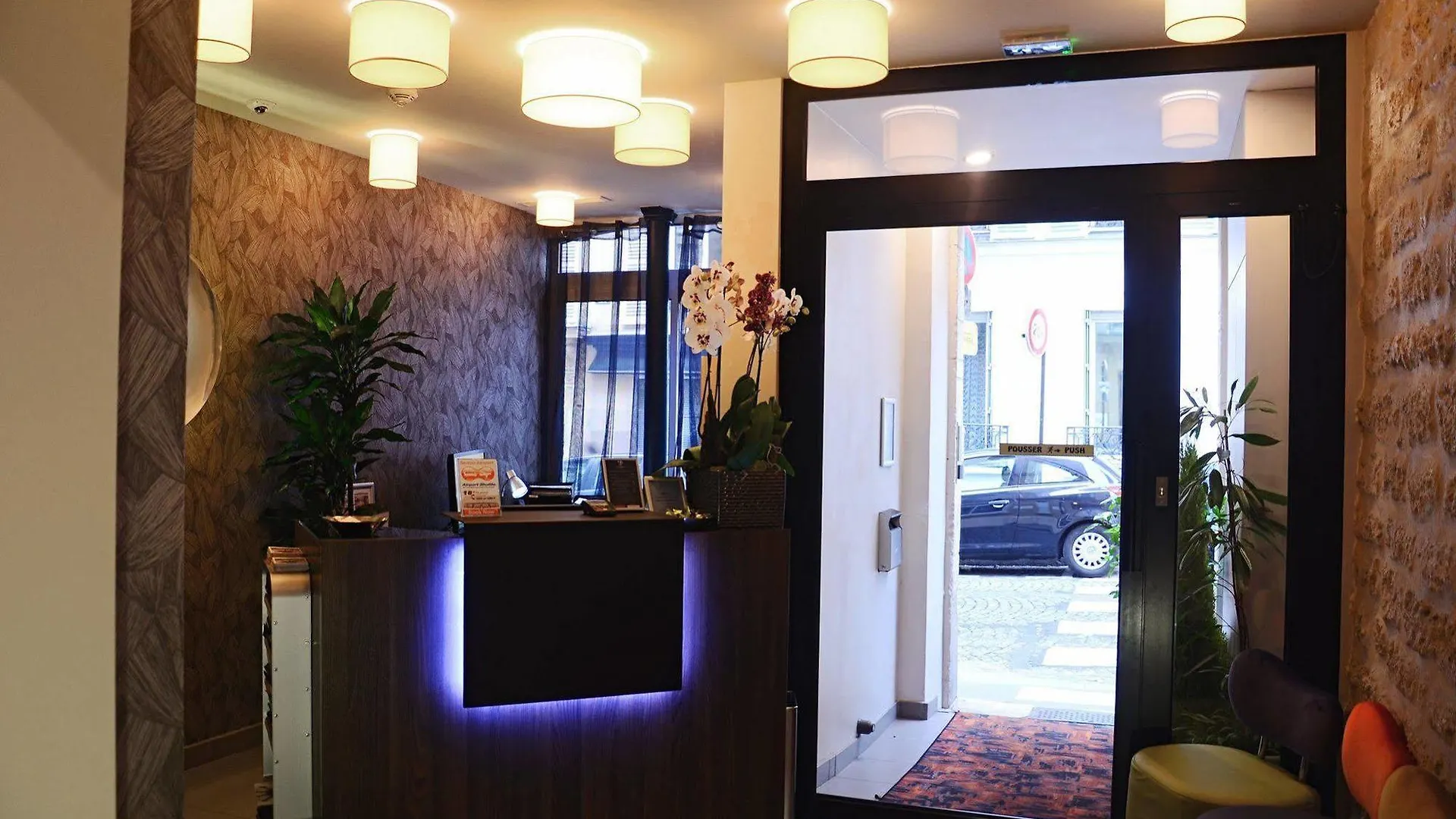 Otel Helussi Paris