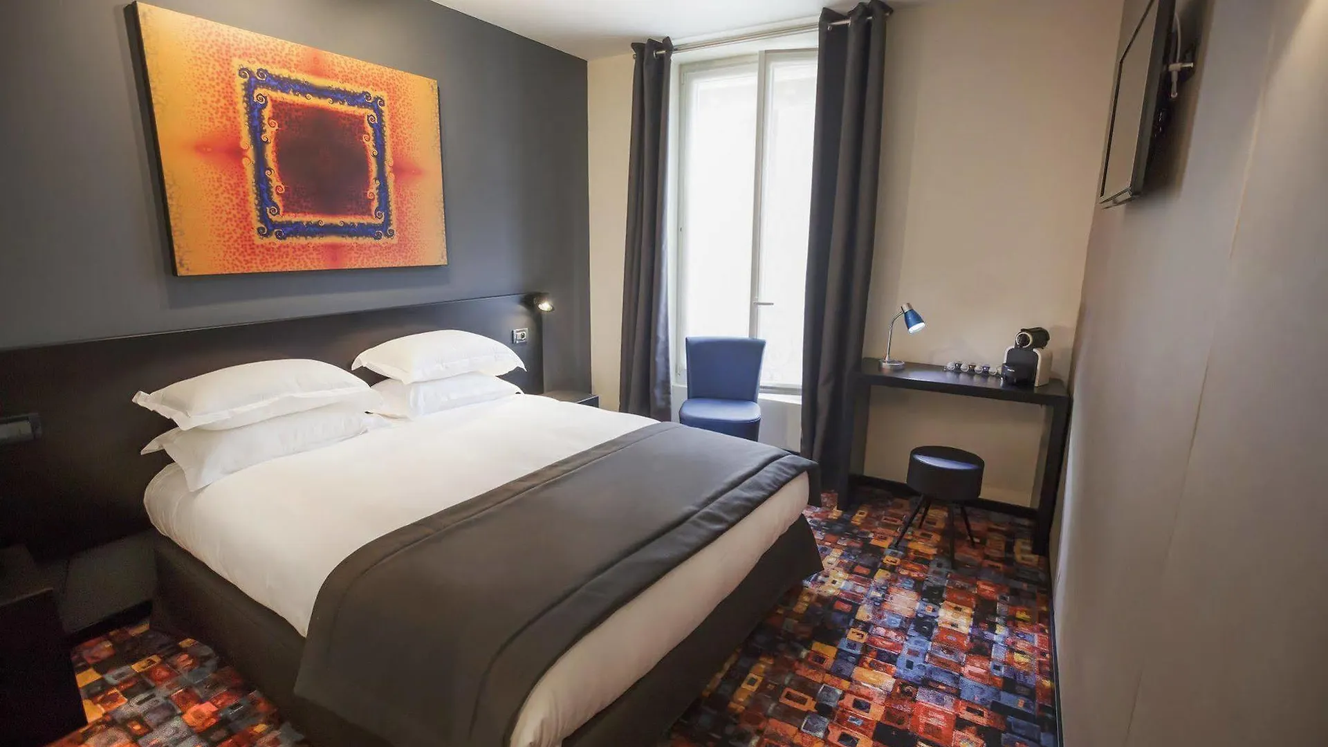 Helussi Hotel